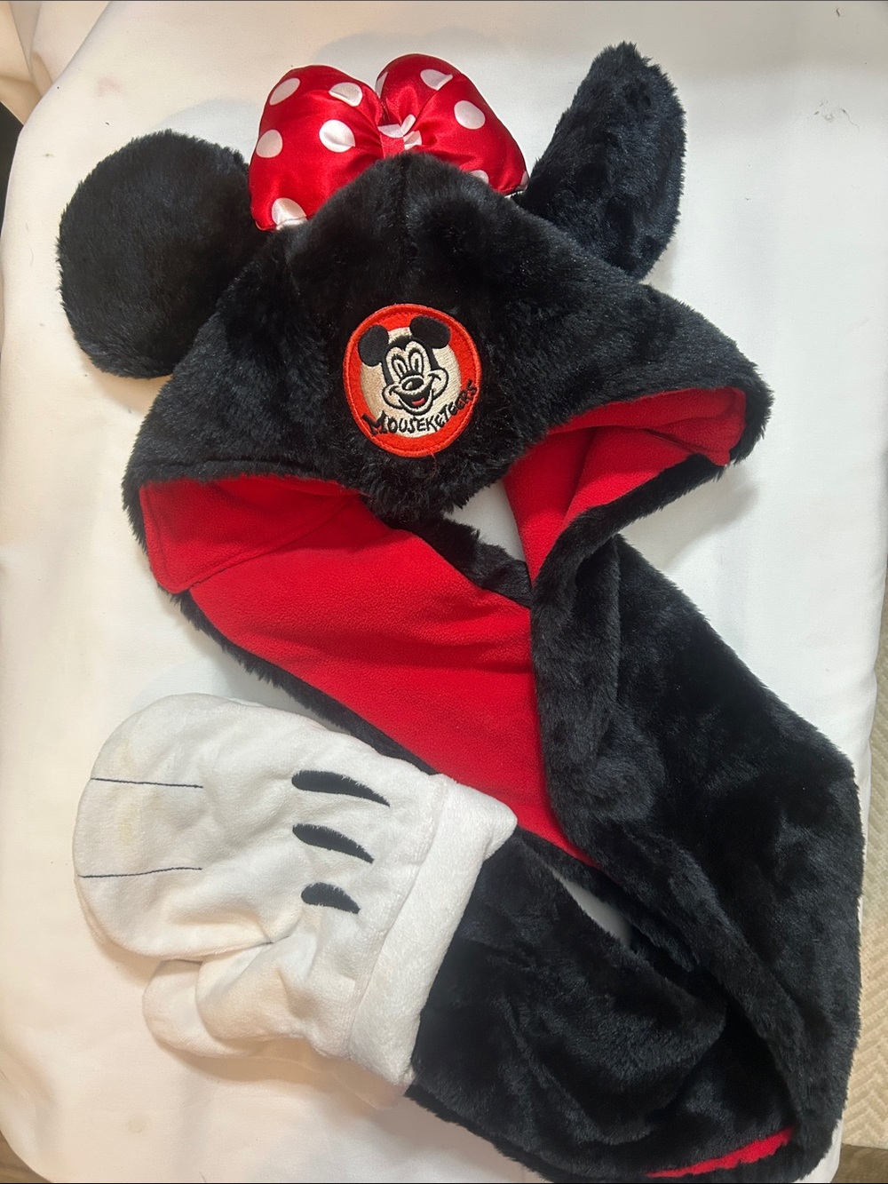 Disney Black & Red Plush Minnie Mouse Ear Hat with White Glove Mitts